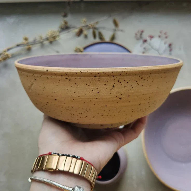 Miska ceramiczna handmade – naturalne piękno w codziennym użytkowaniu