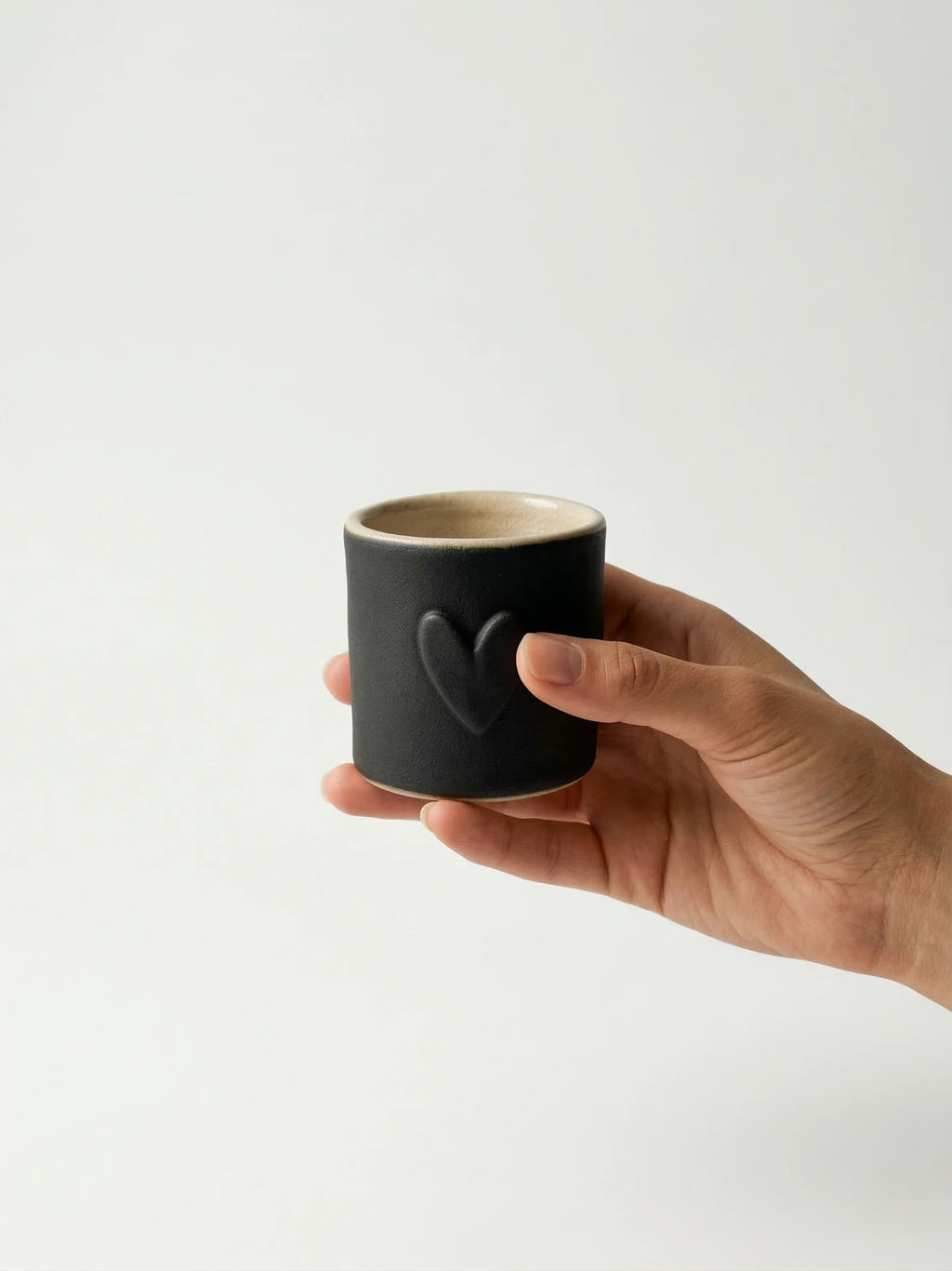 Kubek do Espresso Mat Black Heart 100 ml